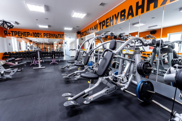 Продажа здания фитнес-центра Sport Life в г. Каменец-Подольский